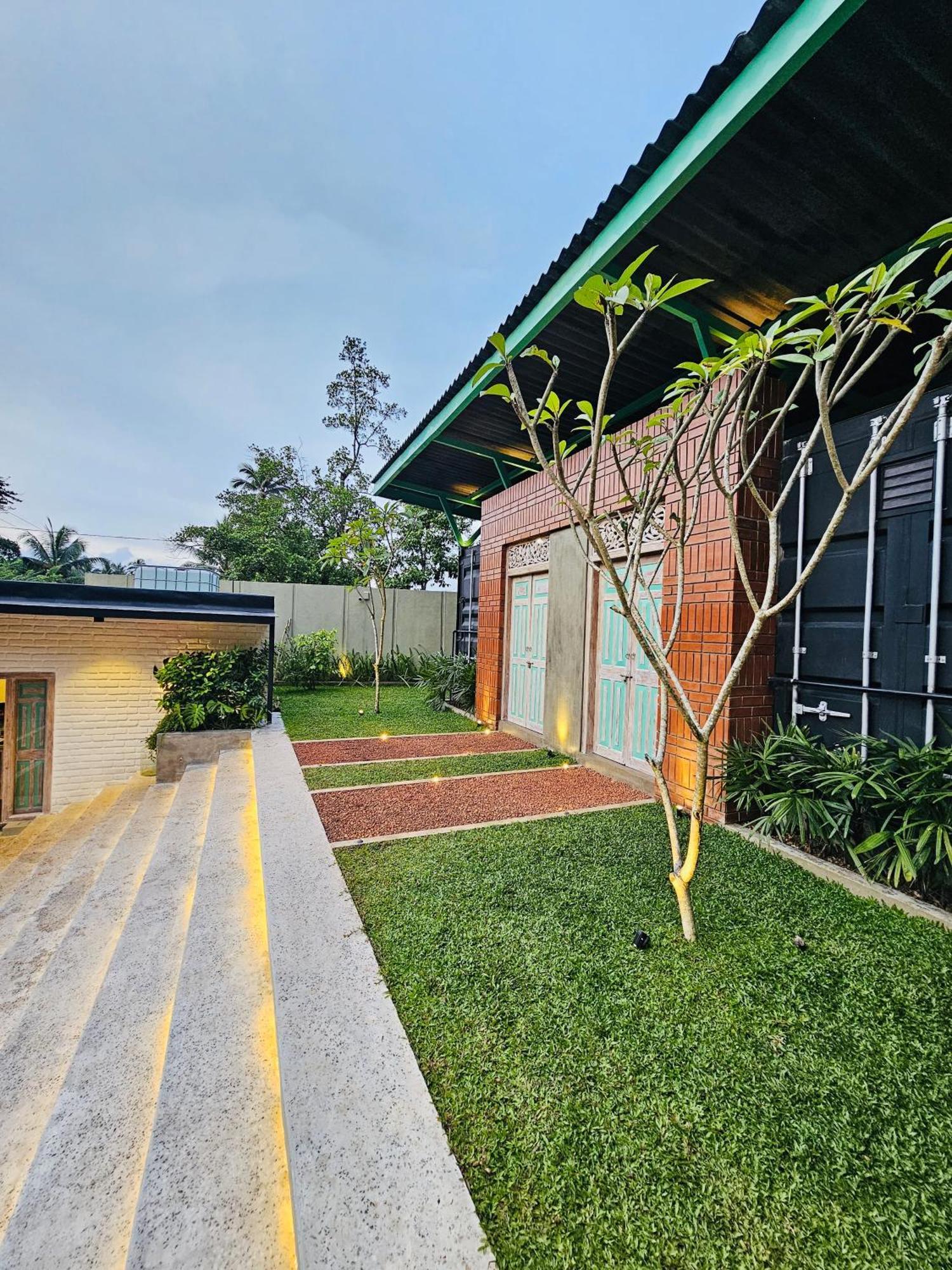 Container Villa Luxury Collection Weliweriya Exterior foto